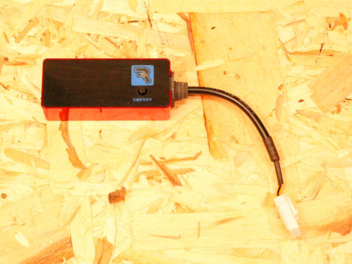 画像4: Real Energy 電圧調整式強化レギュレーター R6+（ブラック/レッド）  [シグナスX・BWS125] (4)