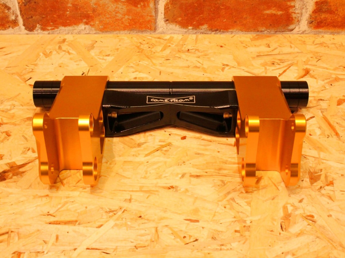 画像6: COME FROM 削り出しエンジンハンガー 純正長(ブラック/レッド/シルバー/ゴールド) [シグナスグリファス・3型BW'S125・NMAX125/155・X FORCE・FORCE2.0] (6)