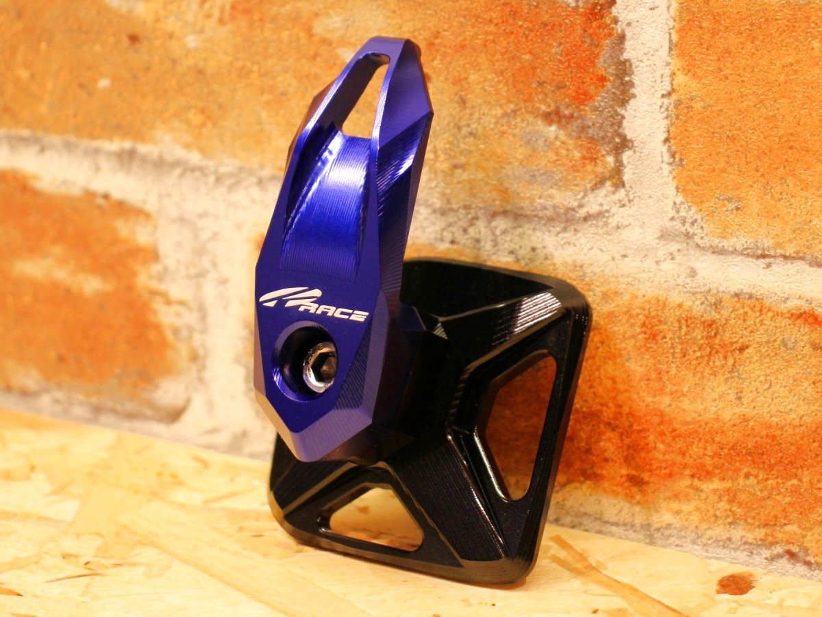 画像7: Krace CNCアルミ削り出しコンビニフック（ブラック/ガンメタ/シルバー/ゴールド/レッド/ブルー）［4.5型シグナスX/グリファス/2型BW'S125］ (7)