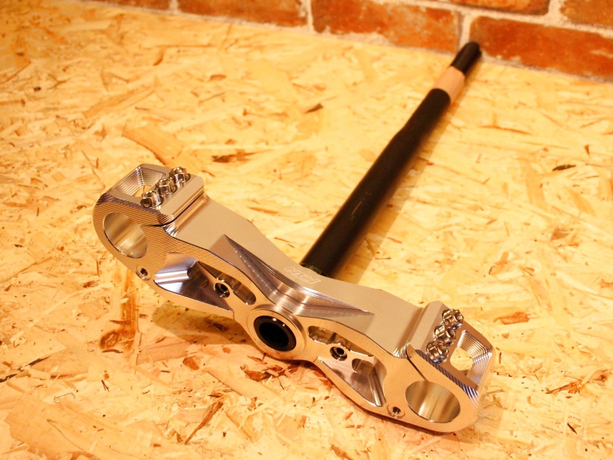 画像9: NCY 軽量CNCアルミステム（ブラック・シルバー・ゴールド・レッド・ブルー） [シグナスX] (9)