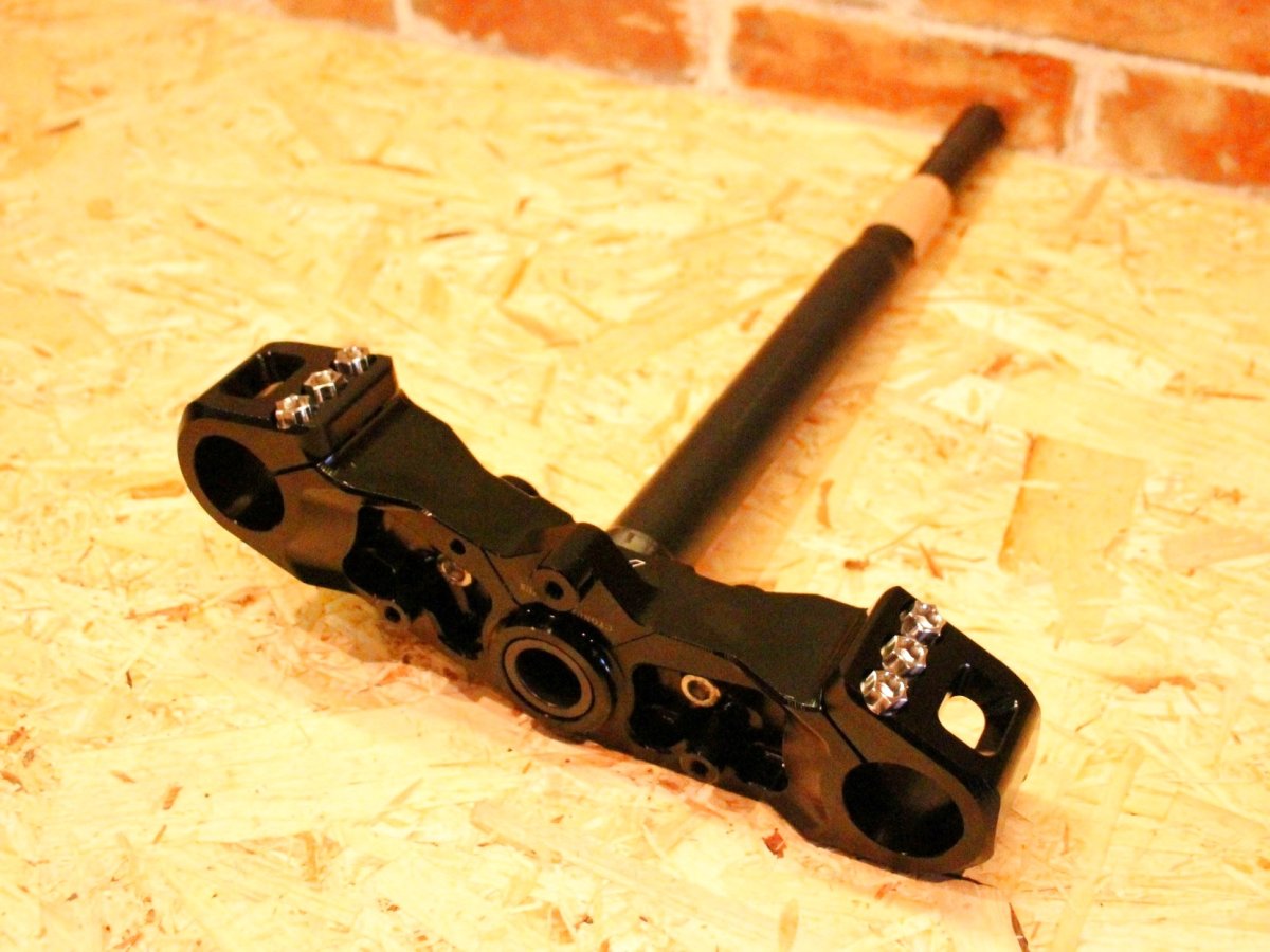 画像3: NCY 軽量CNCアルミステム（ブラック・シルバー） [シグナスグリファス] (3)