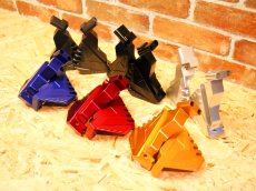 画像2: Krace ワイドステッププレート（ブラック/ガンメタ/シルバー/ゴールド/レッド/ブルー）[シグナスグリファス・X FORCE] (2)