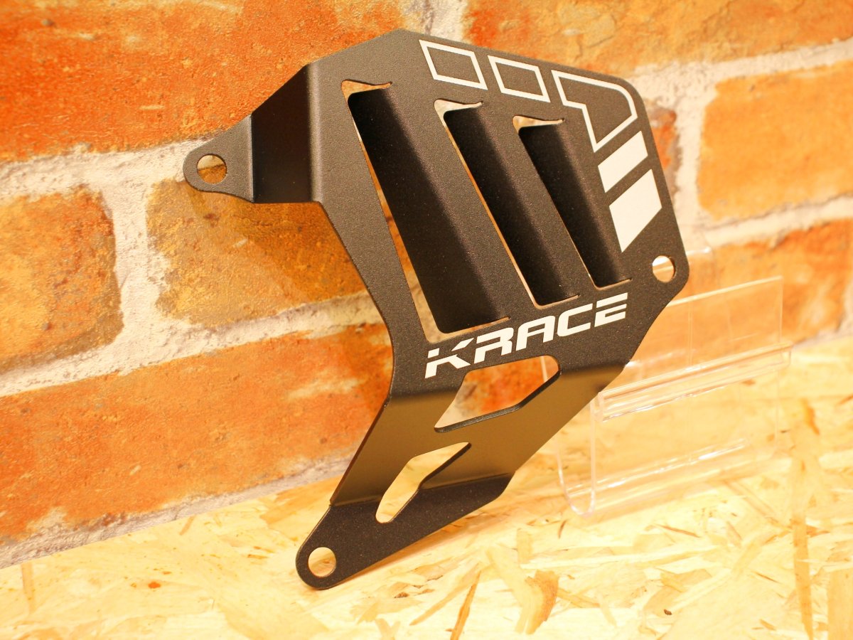 画像2: Krace ケースカバー センター（ブラック/ガンメタ/シルバー/ゴールド/レッド/ブルー） [シグナスグリファス・3型BW'S125・2型NMAX125/155・X FORCE・FORCE2.0] (2)