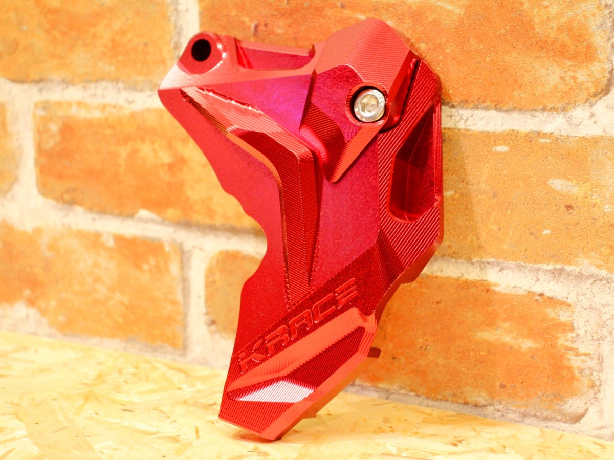 画像6: Krace 削り出しケースカバー リア（ブラック/ガンメタ/シルバー/ゴールド/レッド/ブルー） [シグナスグリファス・3型BW'S125・2型NMAX125/155・X FORCE・FORCE2.0] (6)