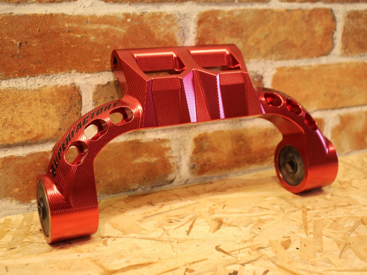 画像5: Super factory CNC1ピース削り出しエンジンハンガー（標準長）[2〜5型シグナスX・1.2BW'S125] (5)