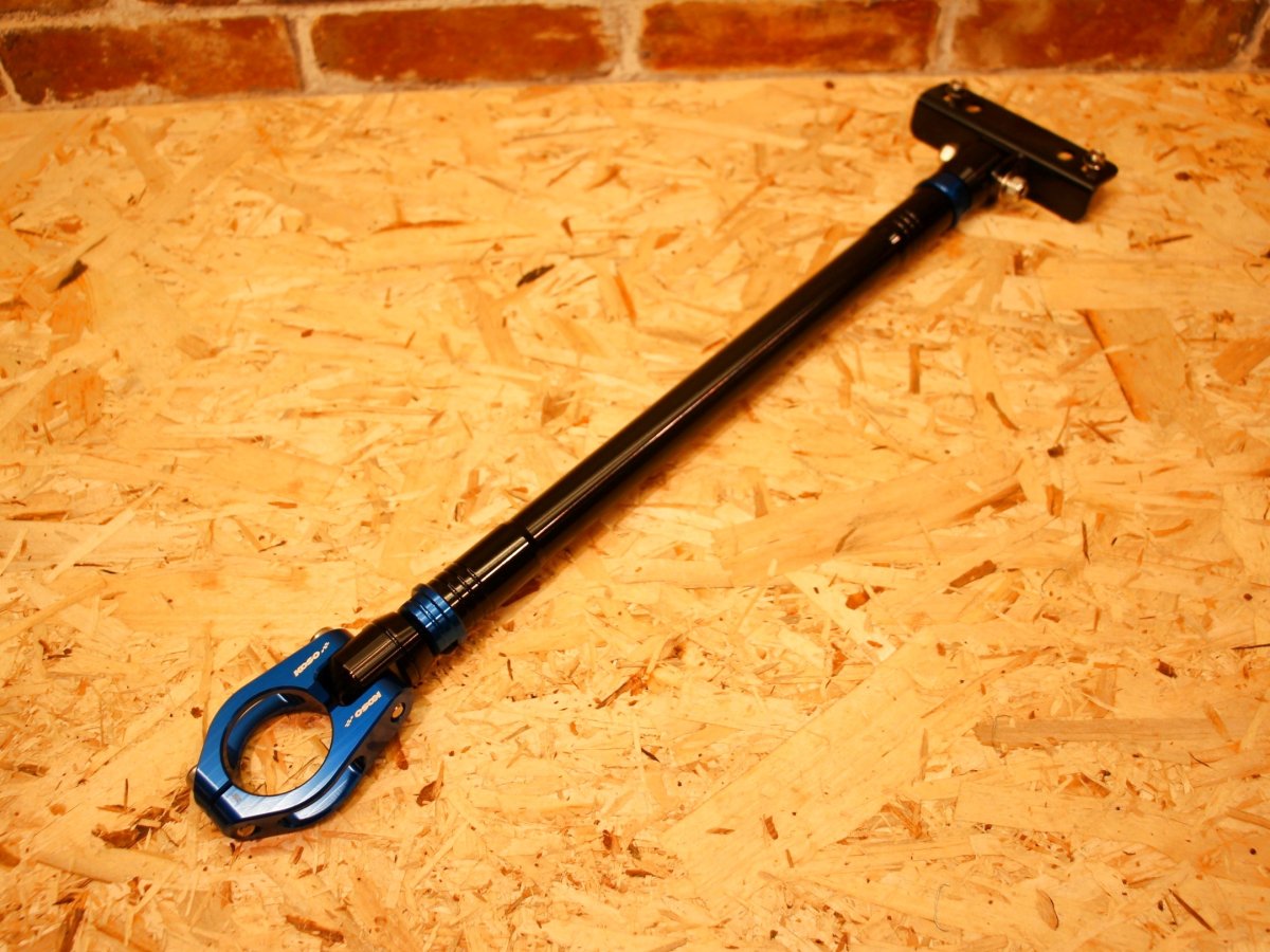 画像5: KOSO フレーム補強バー （ブラック×レッド/シルバー×レッド/シルバー×ブルー/ブラック×ブルー/シルバー×オレンジ）［1〜5型シグナスX］ (5)