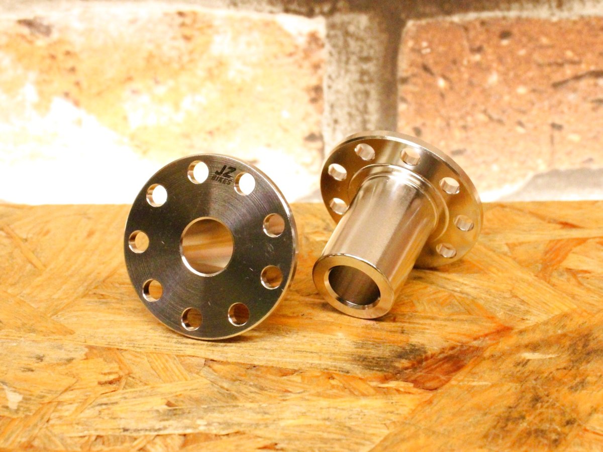 画像2: JZ BIKES エンジンハンガーマウントカラー 2個セット（全4色）［シグナスX・BW'S125］ (2)