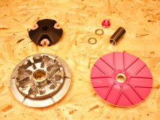 画像1: WF ハイスピードプーリー［シグナスグリファス・3型BW'S125・NMAX125/155・トリシティ125/155・X FORCE・FORCE2.0・AEROX155］ (1)