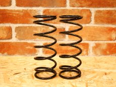 画像2: Savage Bull リアサスペンション オプションスプリング 2本セット［シグナスX/BW'S125/グリファス/X FORCE/NMAX］ (2)