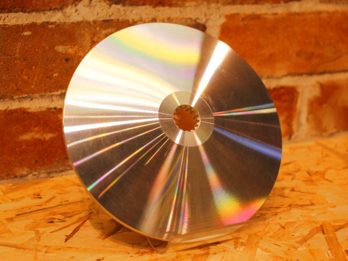 画像2: WF 競技用プーリーフェイス［シグナスグリファス・3型BW'S125・NMAX125/155・トリシティ125/155・X FORCE・FORCE2.0・AEROX155］ (2)