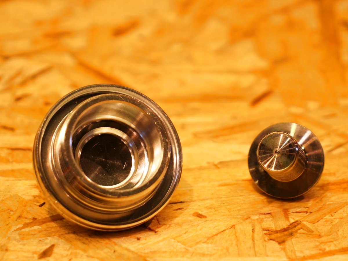 画像4: WF マグネットエンジンオイルドレンボルト＆ストレーナードレンセット（ブラック/シルバー） (4)