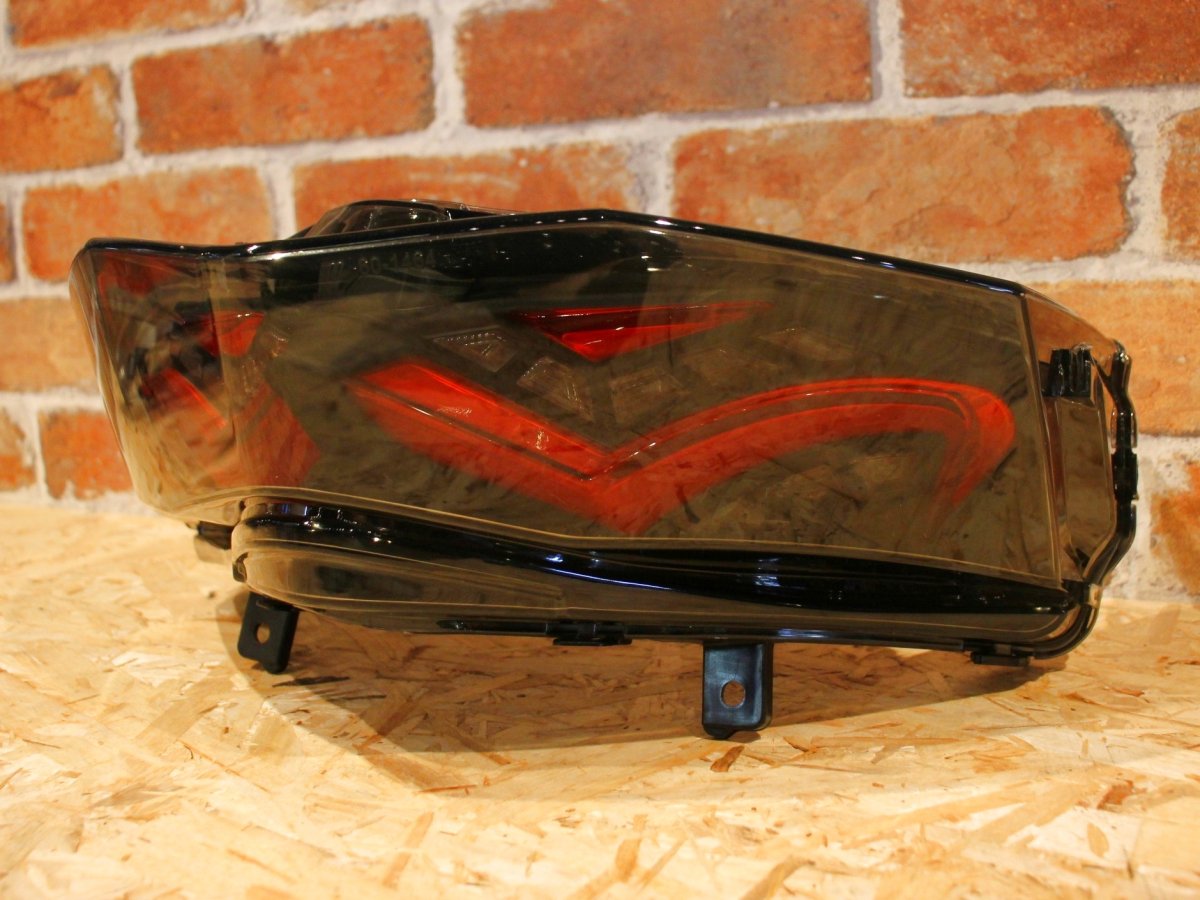 画像4: KN企画 LEDテールアッセン（クリアーレッド/スモークレッド） [4型シグナスX] (4)