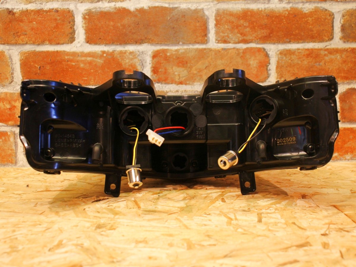 画像8: KN企画 LEDテールアッセン（クリアーレッド/スモークレッド） [4型シグナスX] (8)