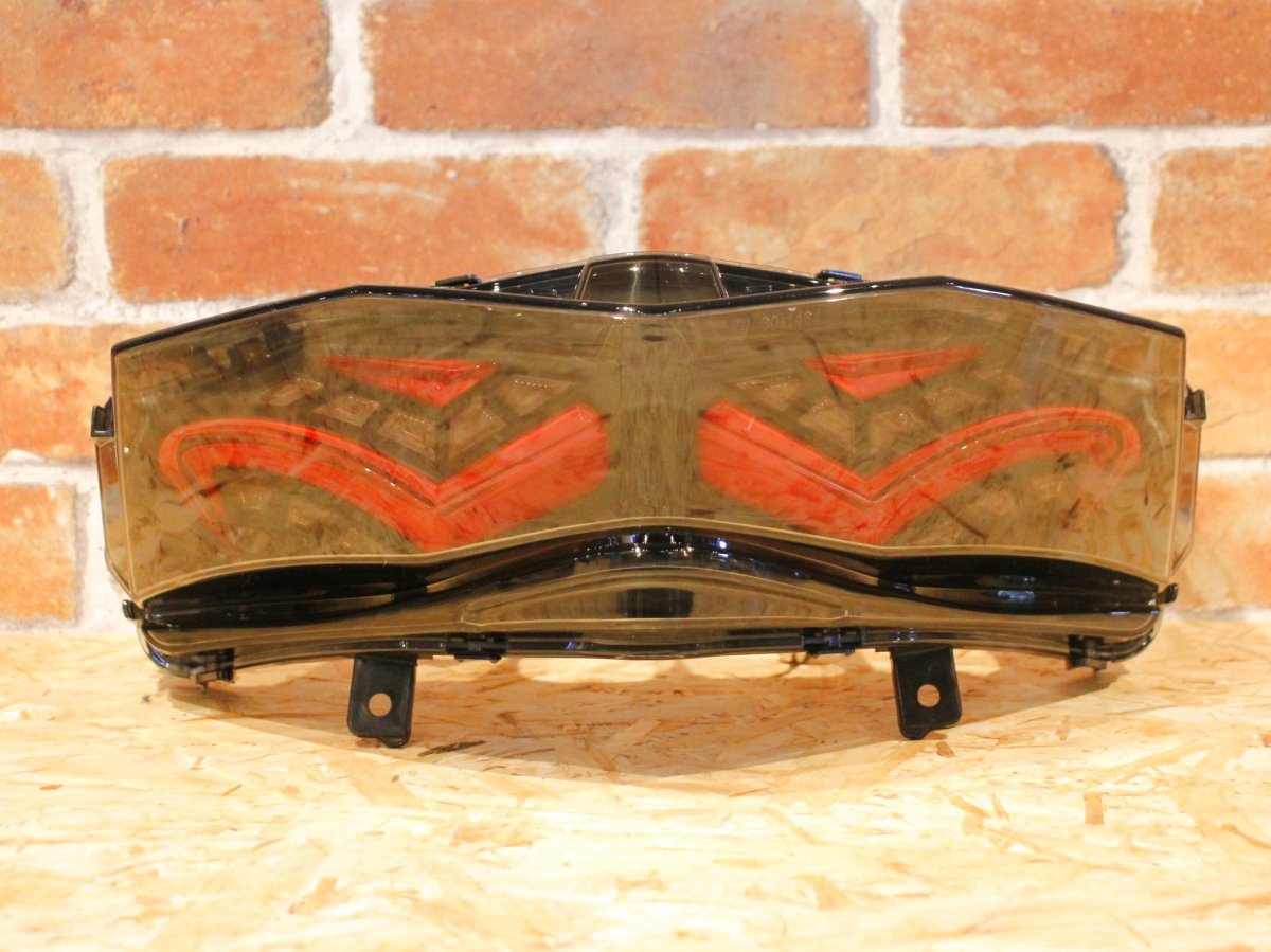 画像2: KN企画 LEDテールアッセン（クリアーレッド/スモークレッド） [4型シグナスX] (2)