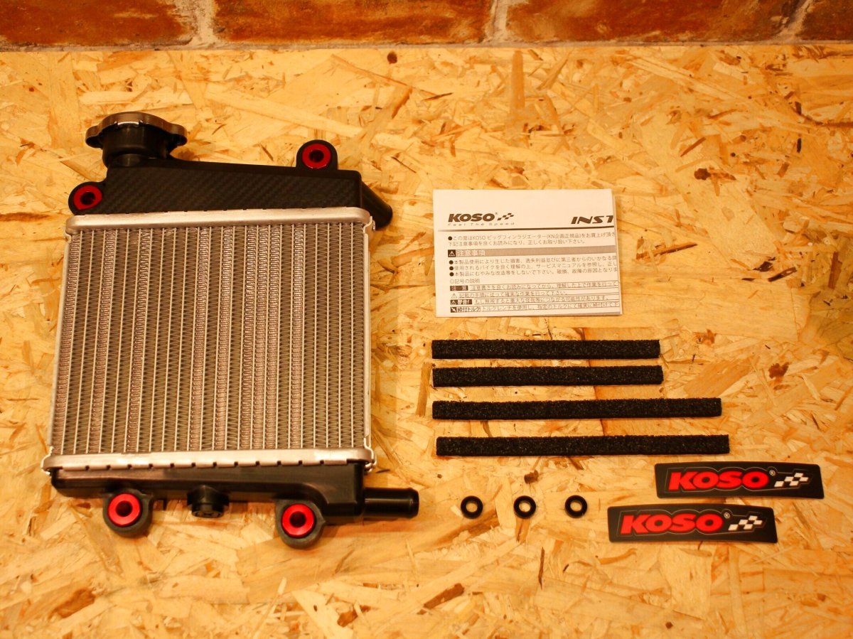 画像1: KOSO ビッグフィンラジエーター［シグナスグリファス/2型NMAX/X FORCE］ (1)