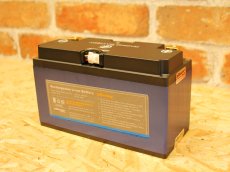 画像3: aRacer eRacing Battery 超軽量リチウムバッテリー ブルー 5.0B［シグナスX・シグナスグリファス・他］ (3)