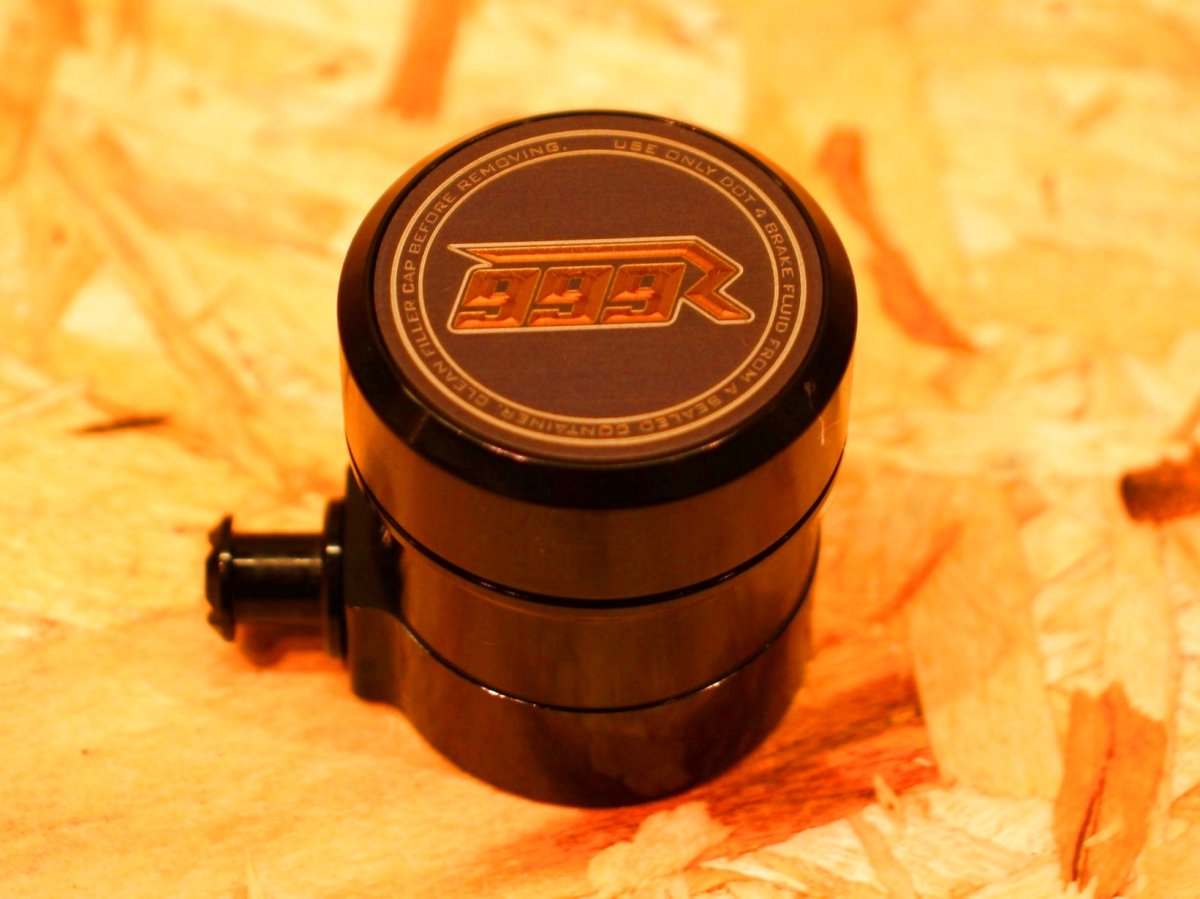 画像1: 999R 直挿式CNCマスターシリンダータンク （ANCHOR ANC2.4/ブレンボRCS） (1)