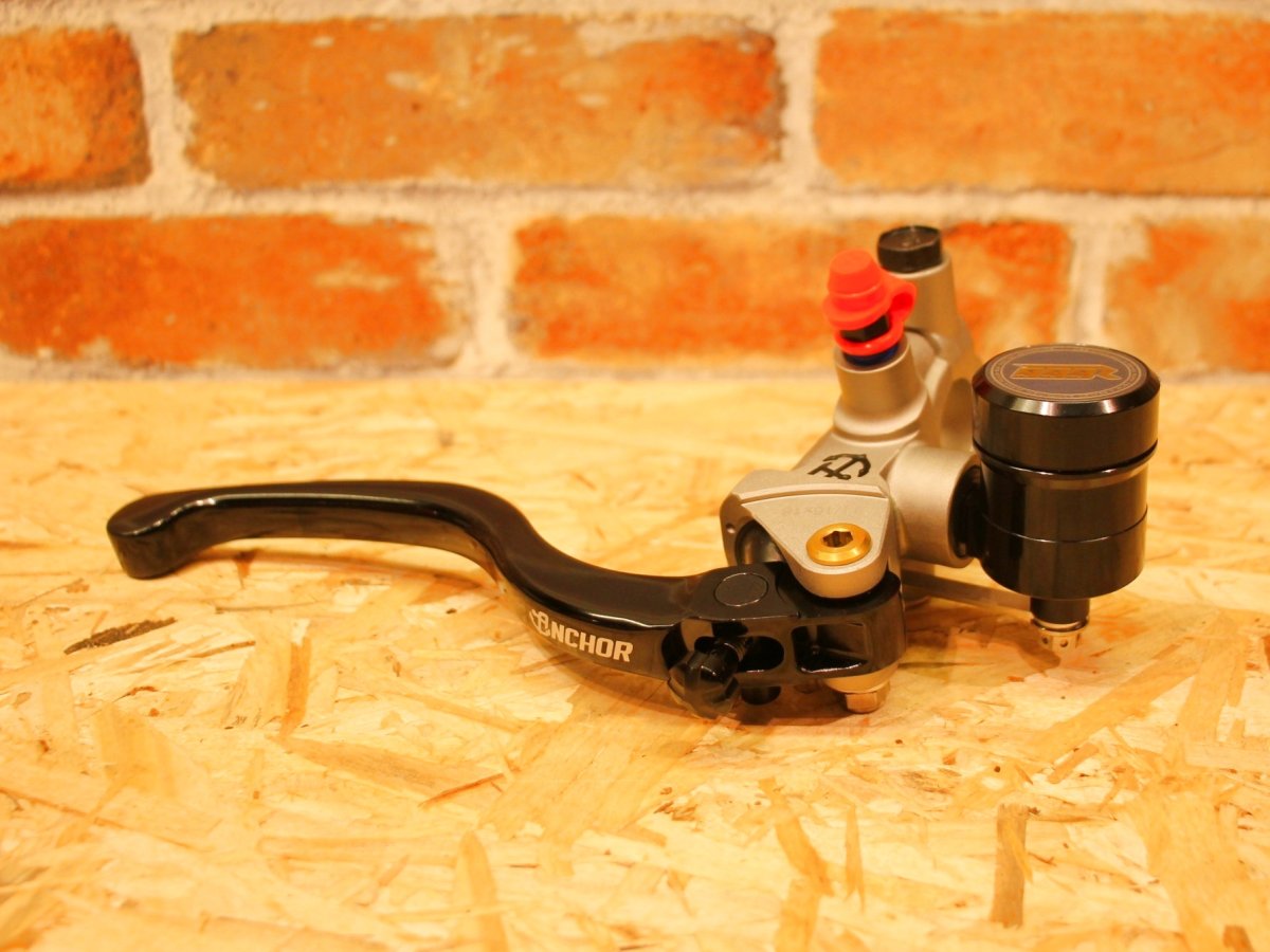 画像6: 999R 直挿式CNCマスターシリンダータンク （ANCHOR ANC2.4/ブレンボRCS） (6)