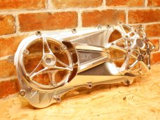 画像2: SCRK CNC削り出しクランクケースカバー [シグナスグリファス・2型NMAX125・3型BW'S125・X FORCE・FORCE2.0] (2)