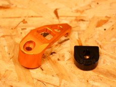 画像6: JZ BIKES アルミ削り出しコンビニフック（ブラック/ガンメタ/シルバー/ブロンズ/ゴールド/レッド/ブルー/グリーン/パープル）［1〜2型シグナスX］ (6)