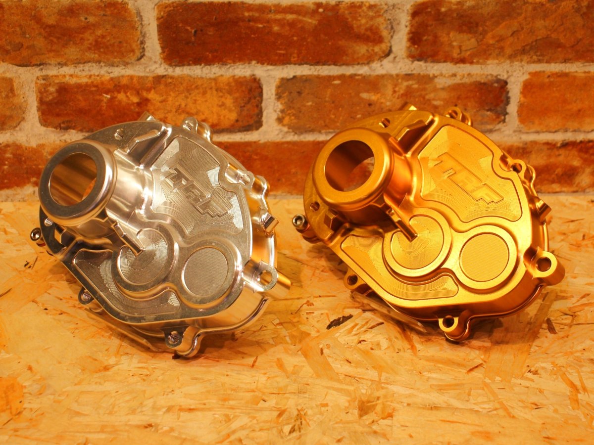 画像1: TRF CNCアルミ削り出しギアケース（ブラック/シルバー/ゴールド） [シグナスグリファス・3型BW'S125・2型NMAX125/155・X FORCE] (1)