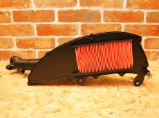 画像3: ヤマハ純正 7型シグナスX純正エアークリーナーBOX ASSY DL8-E4410-00 [7型シグナスX・グリファス・2型NMAX125/155・X FORCE] (3)