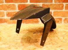 画像2: カーボンフロントフェンダーType2［7型シグナスX・シグナスグリファス］ (2)