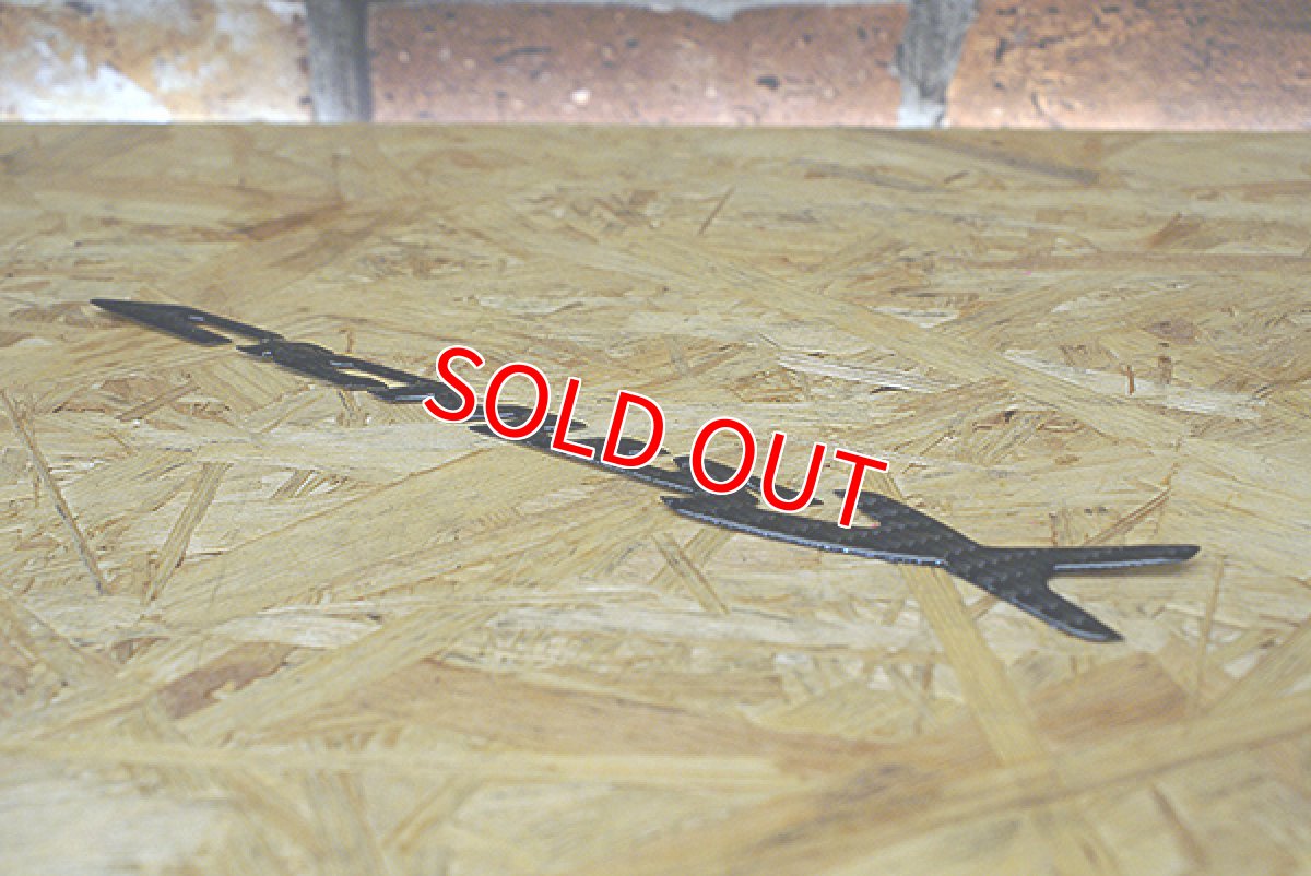 画像4: CYGNUS-X カーボンエンブレム (210mm)(ブラック/レッド) (4)