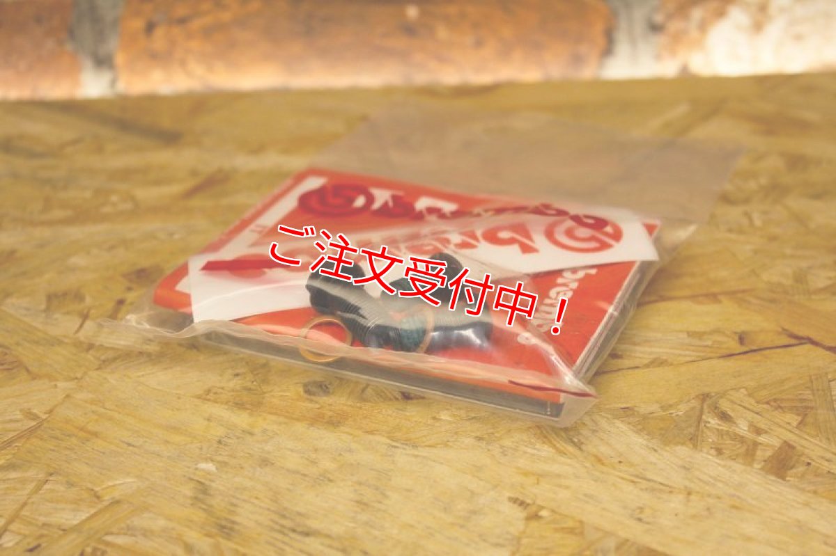 画像7: brembo CNC削り出し レーシングキャリパーP2 ブラック/赤ロゴ (84mmピッチ)  (7)