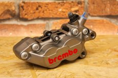 画像19: brembo ブレンボ キャストキャリパー P4  (40mmピッチ) （右用/左用） (19)