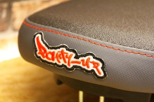 シグナスX・BW'S125のカスタムパーツショップ [ Partyup / パーティー
