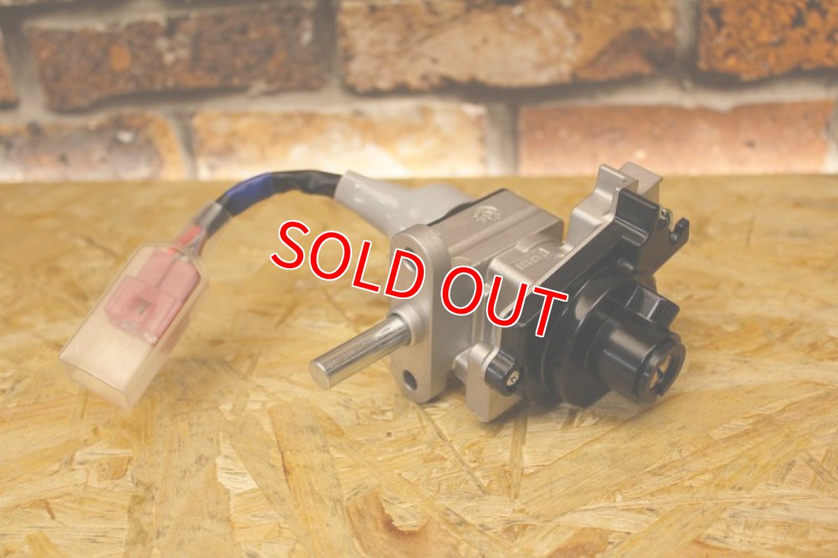 画像2: 台湾仕様メインキー・燃料キャップセット（2・3型 シグナスX / 4・5型シグナスX） (2)