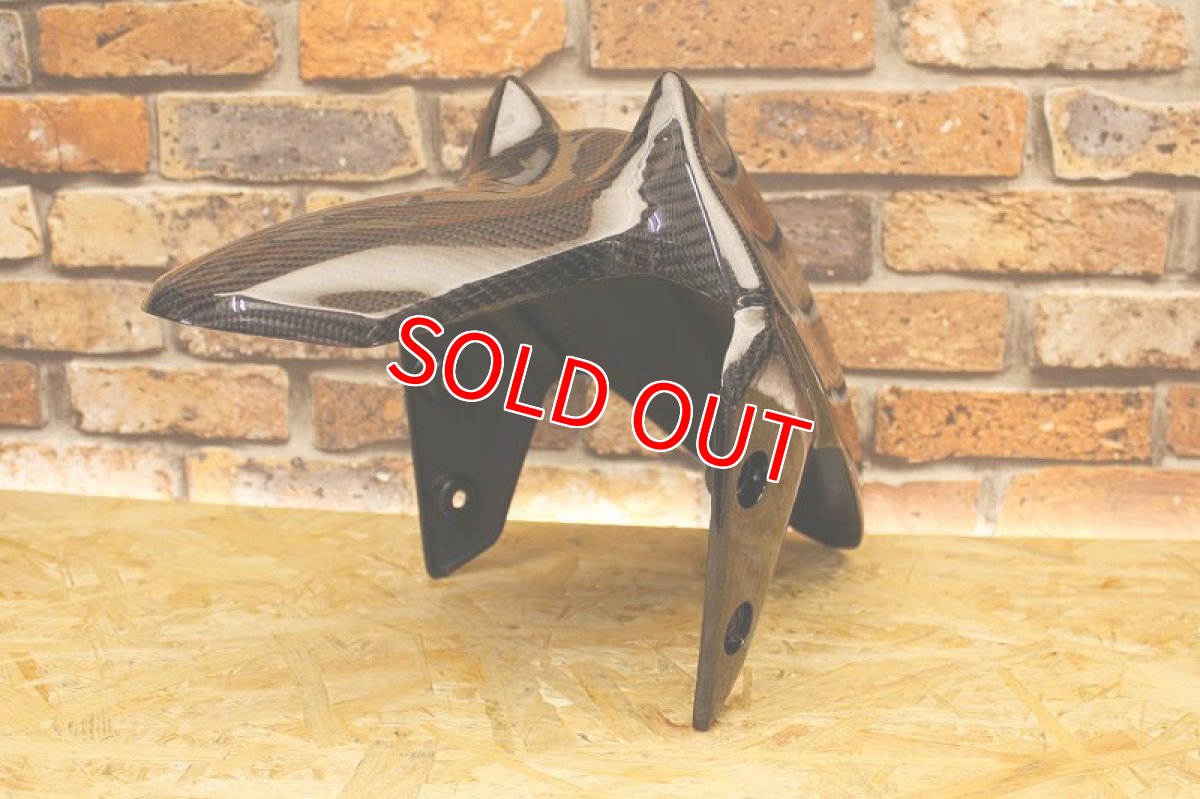 画像3: 純正形状カーボンフロントフェンダー 交換タイプ［4・5型シグナスX］ (3)