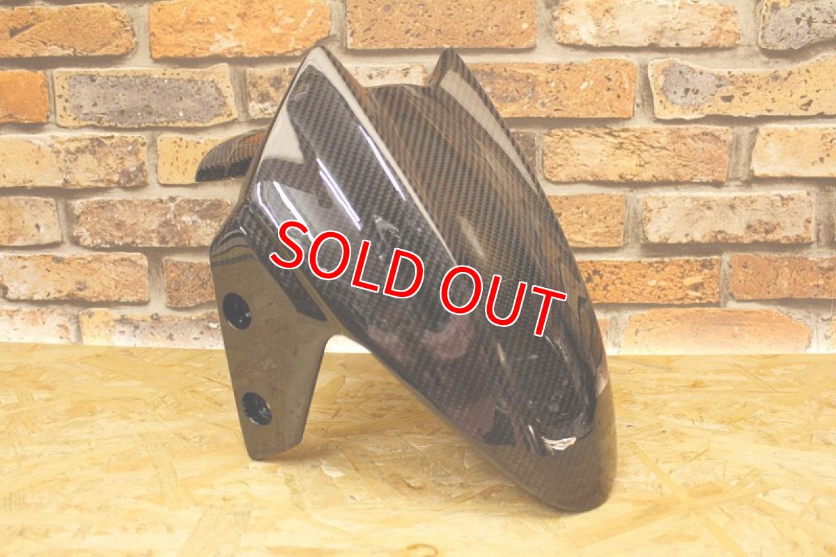 画像2: 純正形状カーボンフロントフェンダー 交換タイプ［4・5型シグナスX］ (2)