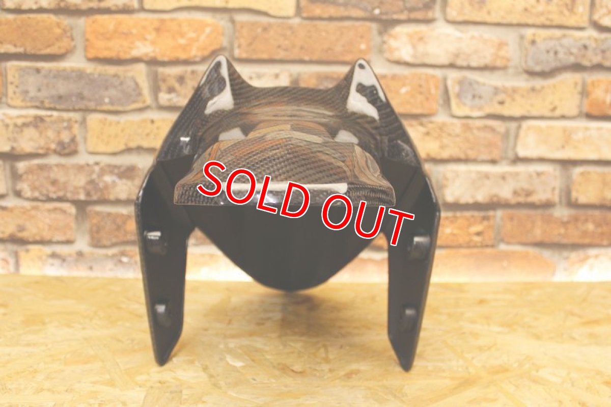 画像6: 純正形状カーボンフロントフェンダー 交換タイプ［4・5型シグナスX］ (6)