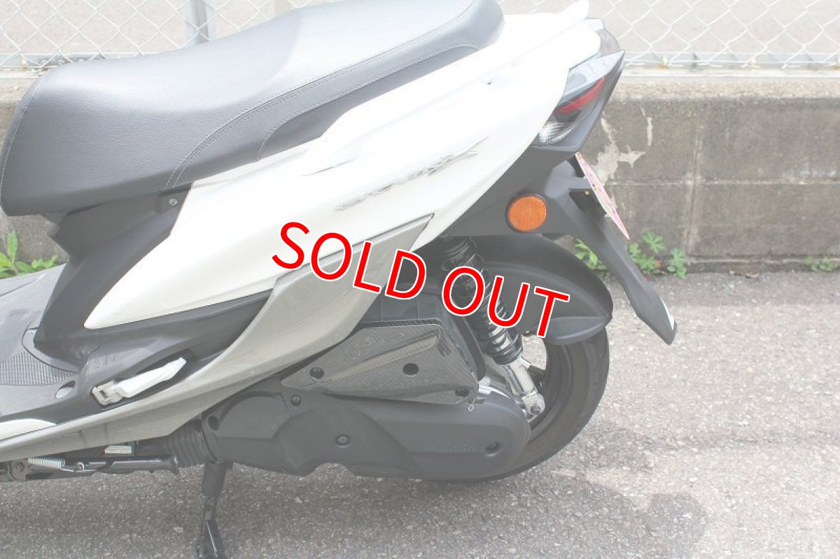 画像4: カーボンエアクリーナーカバー 貼り付けタイプ [4・5型シグナスX/2型BW'S125 ] (4)