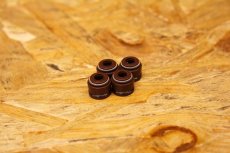 画像4: 低フリクション バルブステムシール 4個セット ステム径5.0mm [シグナスX・Bw's125] (4)