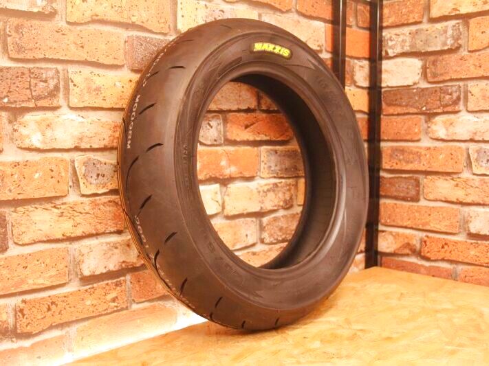 MAXXIS S98M 120/80-12 1〜3型シグナスX リア向け